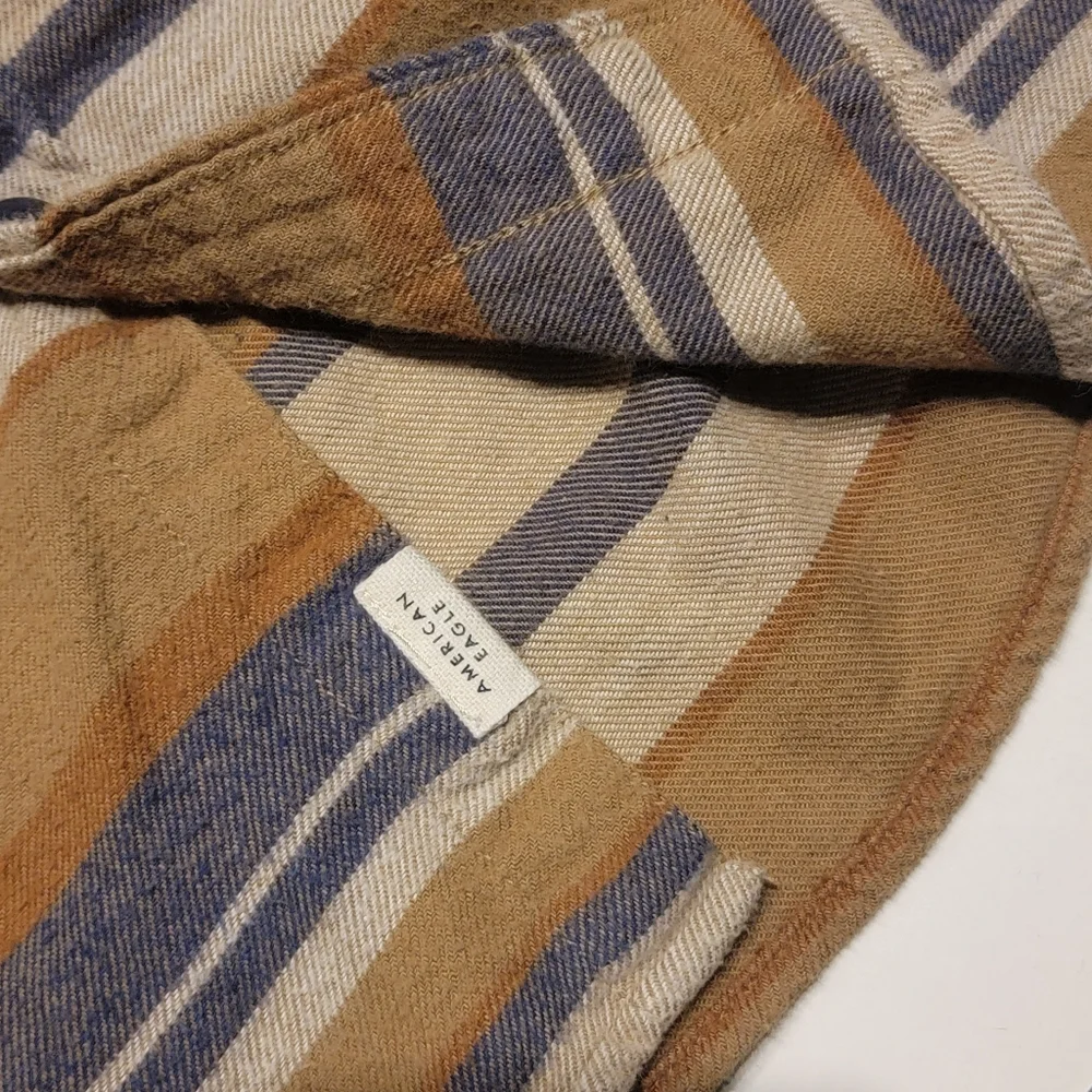 American Eagle Southwestern Twill Soft Flannel Shirt - Picture 4 of 7